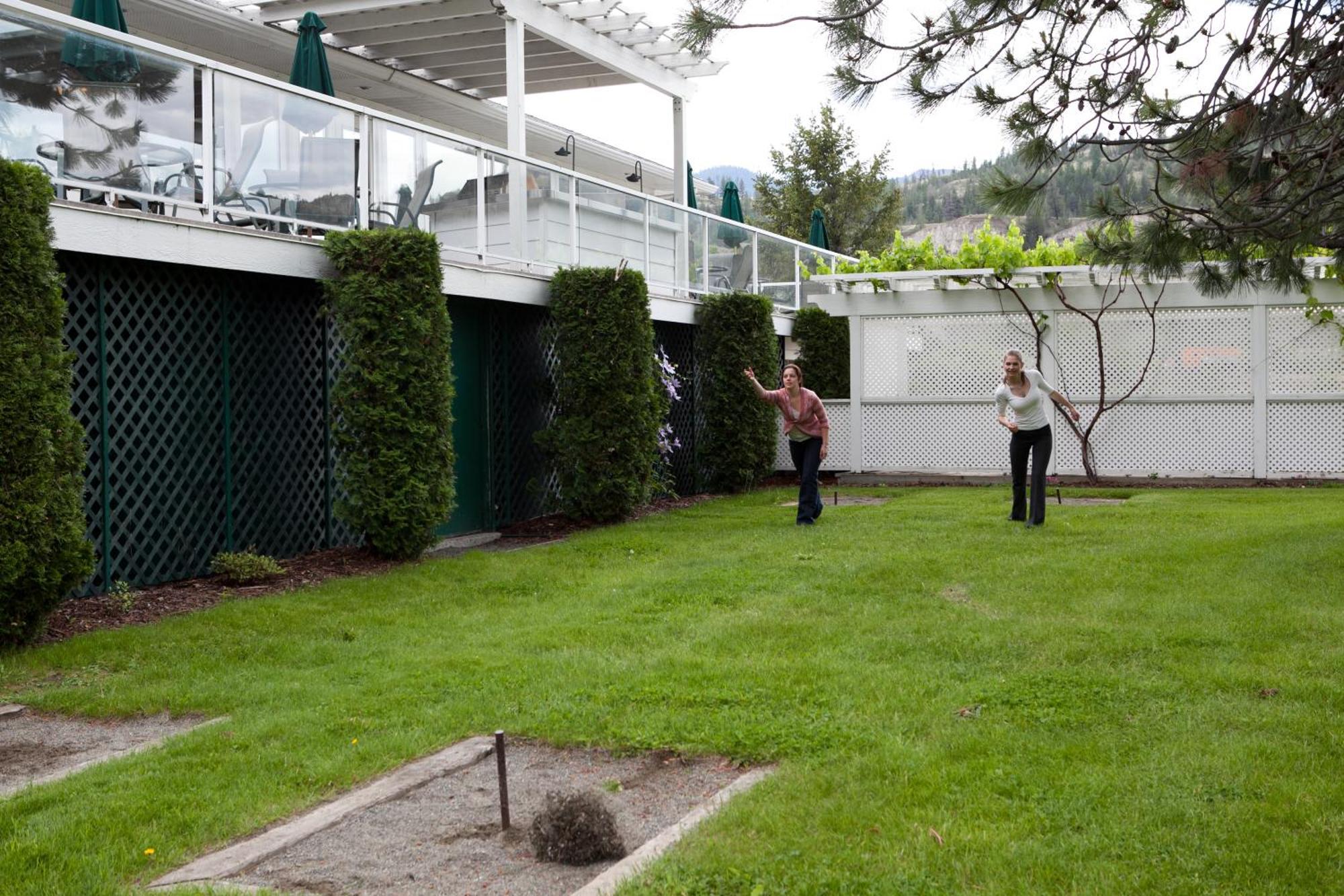 South Thompson Inn & Conference Centre Kamloops Exterior foto